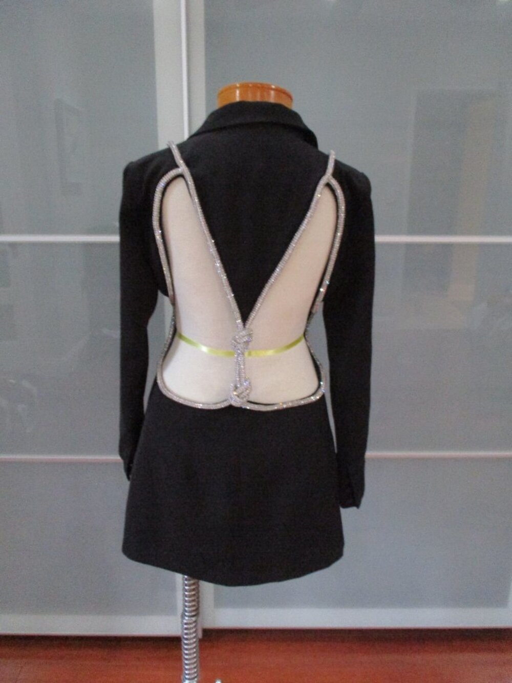 Bella Barnett Open Back Bejeweled Fitted Black Blazer - Picture 4 of 11